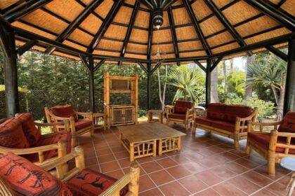 cf2c683934ae74e92c7497e5630415cd - 27