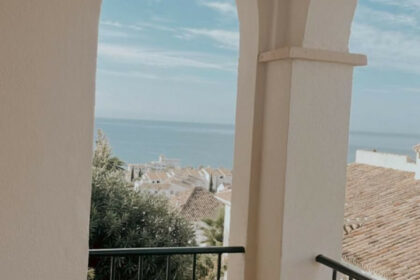 cf920e56658cf9d9f33dc79d08948b69 - 24