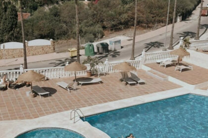 cf920e56658cf9d9f33dc79d08948b69 - 30