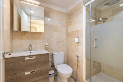 d0e300d03912fe05a9e2f46924016537 - 12