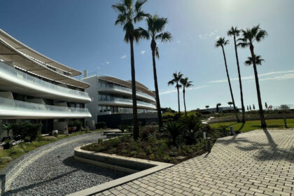 d14b27d9a2f00bef6655c32d5ac7226f - 2