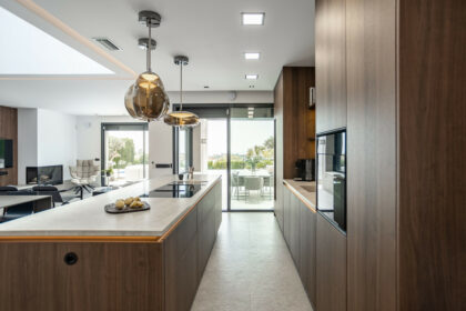 d1a36d15f41a776fc6f9b6c85498bc76 - 13