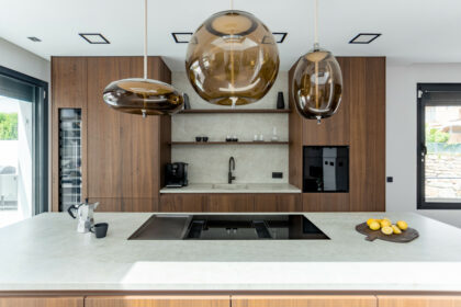 d1a36d15f41a776fc6f9b6c85498bc76 - 14