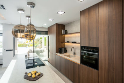 d1a36d15f41a776fc6f9b6c85498bc76 - 15