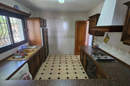 d213f94aeb6754577d727100ba0e39c0 - 18