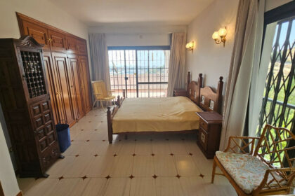 d213f94aeb6754577d727100ba0e39c0 - 34