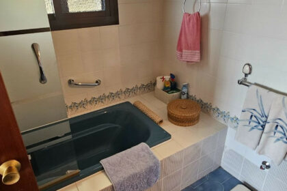 d213f94aeb6754577d727100ba0e39c0 - 37