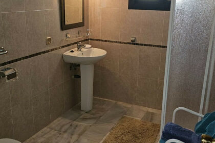 d213f94aeb6754577d727100ba0e39c0 - 50