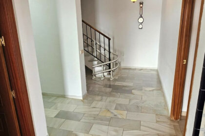 d213f94aeb6754577d727100ba0e39c0 - 51