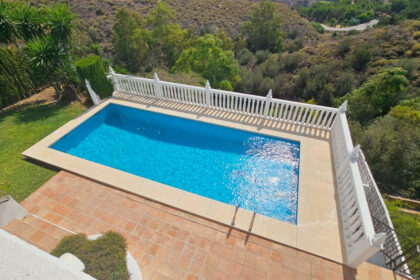 d213f94aeb6754577d727100ba0e39c0 - 66