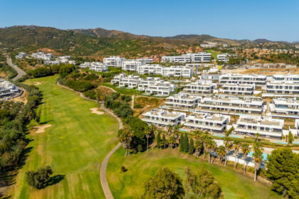 d2c248830df4ea7aadcd5281300c2737 - 11