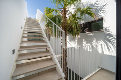 d2c248830df4ea7aadcd5281300c2737 - 15