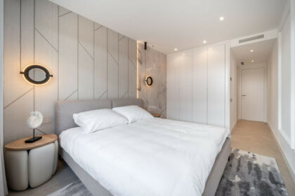 d2c248830df4ea7aadcd5281300c2737 - 24