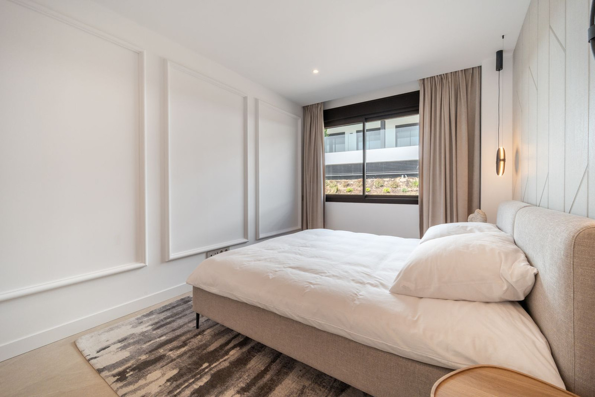 d2c248830df4ea7aadcd5281300c2737 - 25