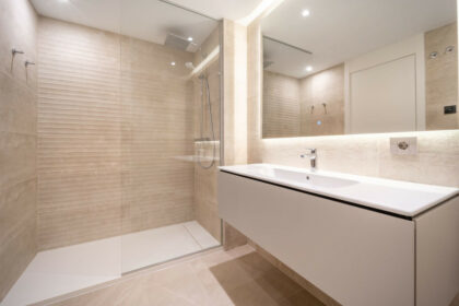 d2c248830df4ea7aadcd5281300c2737 - 27