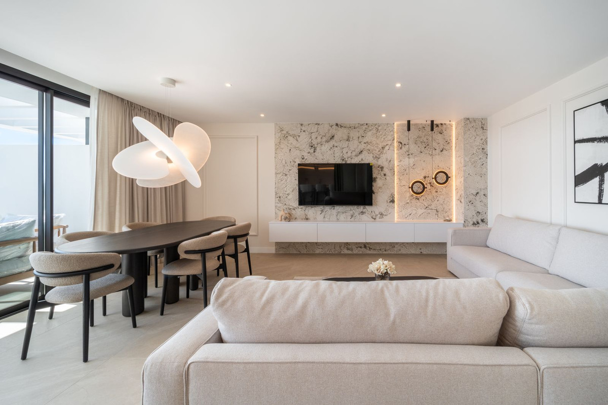 d2c248830df4ea7aadcd5281300c2737 - 29