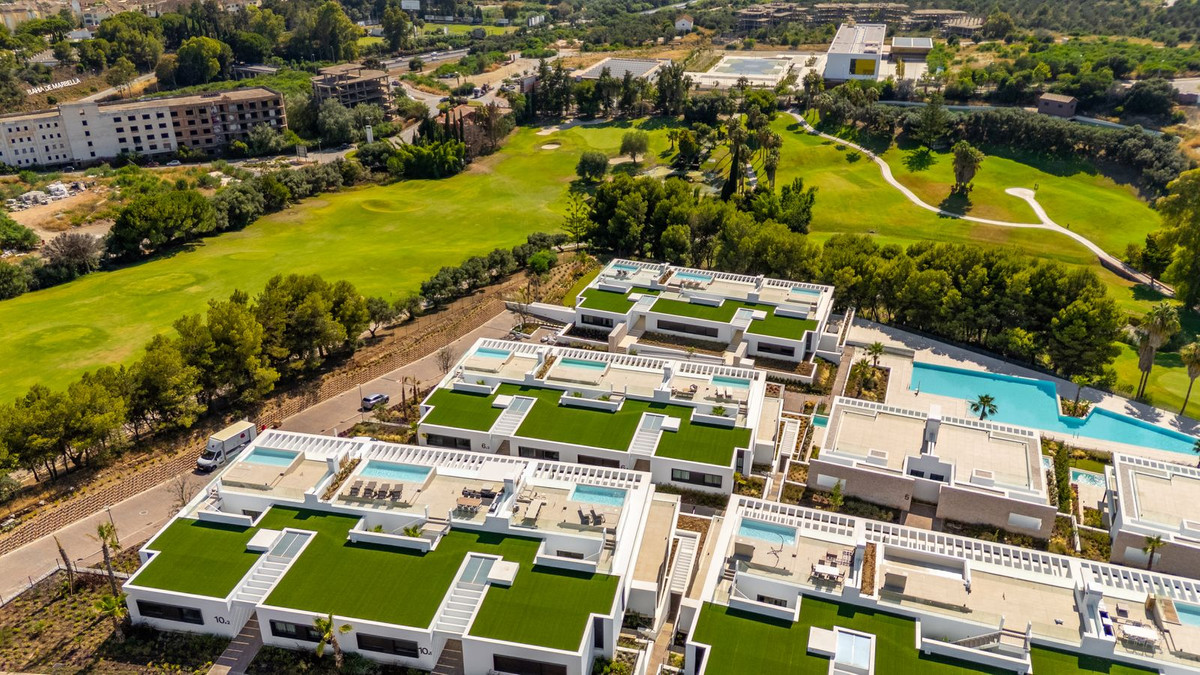 d2c248830df4ea7aadcd5281300c2737 - 7