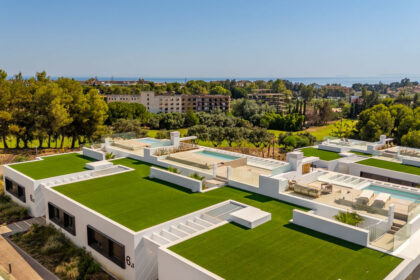 d2c248830df4ea7aadcd5281300c2737 - 9