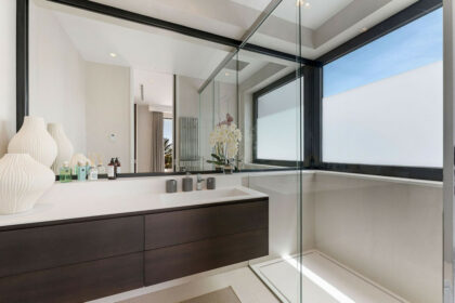 d34d393be3f0036f686a1e80cad21bf1 - 27