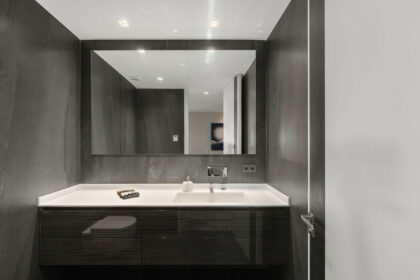 d34d393be3f0036f686a1e80cad21bf1 - 33