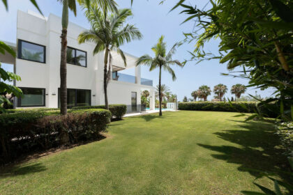 d34d393be3f0036f686a1e80cad21bf1 - 52