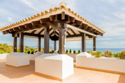 d5d37a51ef93522a9fe40fe8592c3679 - 13