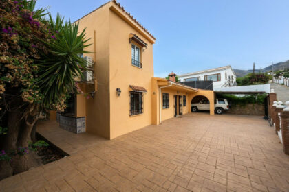 d617560031bd121707f429fae020b774 - 12