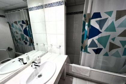 d6fb201131a7d2b40f0368d2fe00adfd - 13