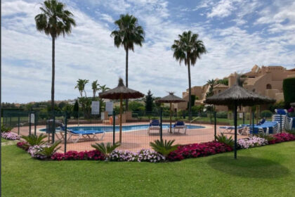 d6fb201131a7d2b40f0368d2fe00adfd - 17