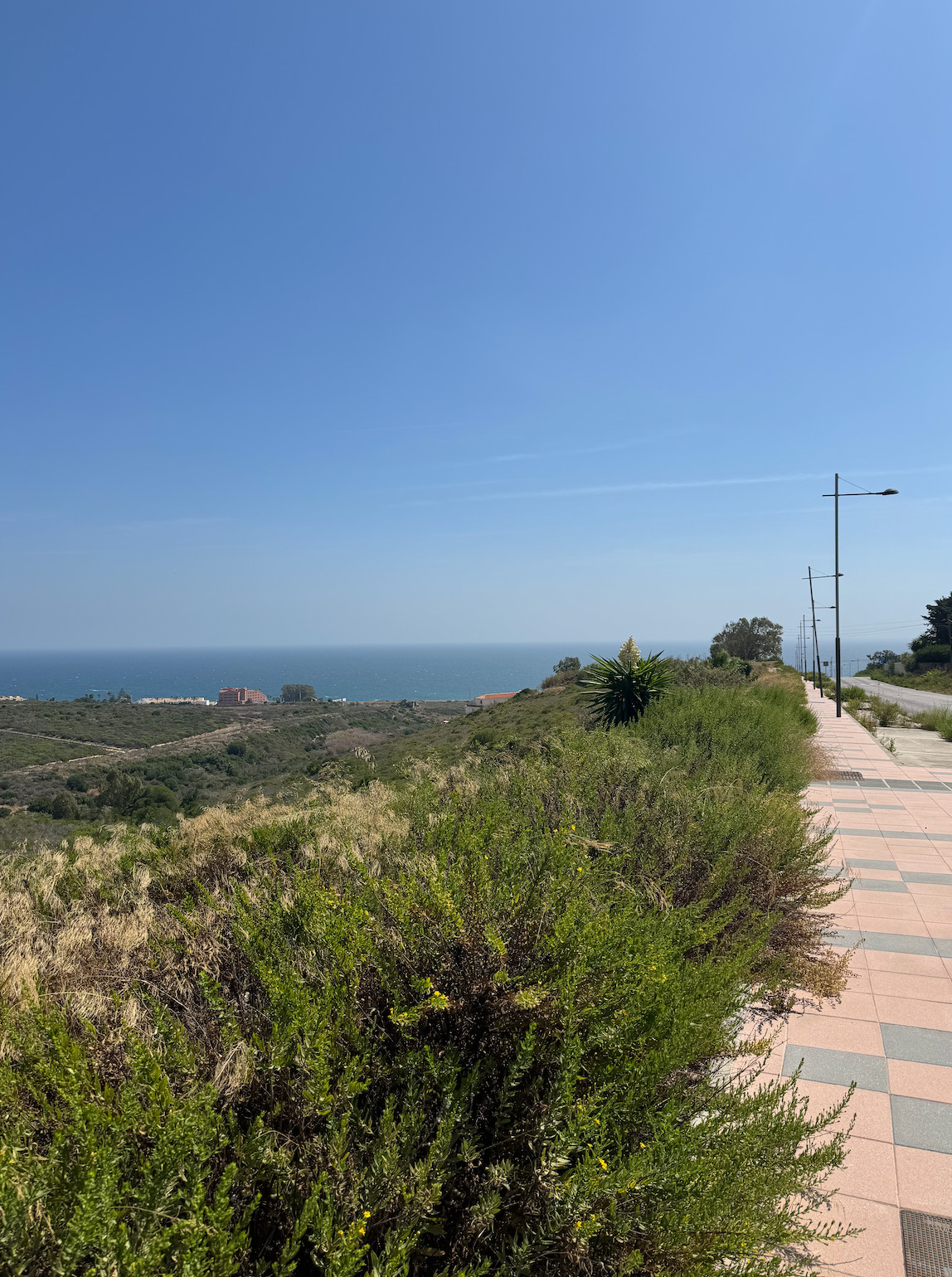 db9f4c94474b3ef94aec87e9f230c023 - 2