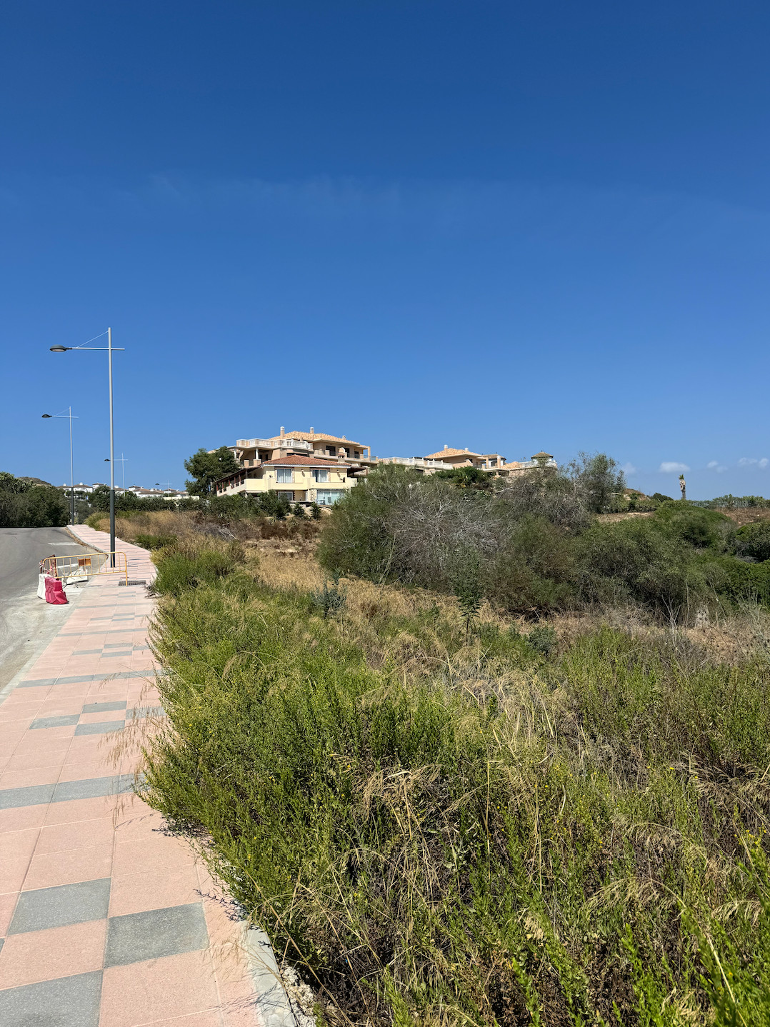 db9f4c94474b3ef94aec87e9f230c023 - 3