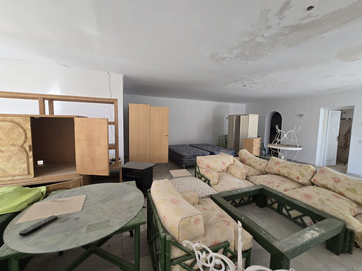 dca0529410ffe7e041705a6e00e0523c - 14