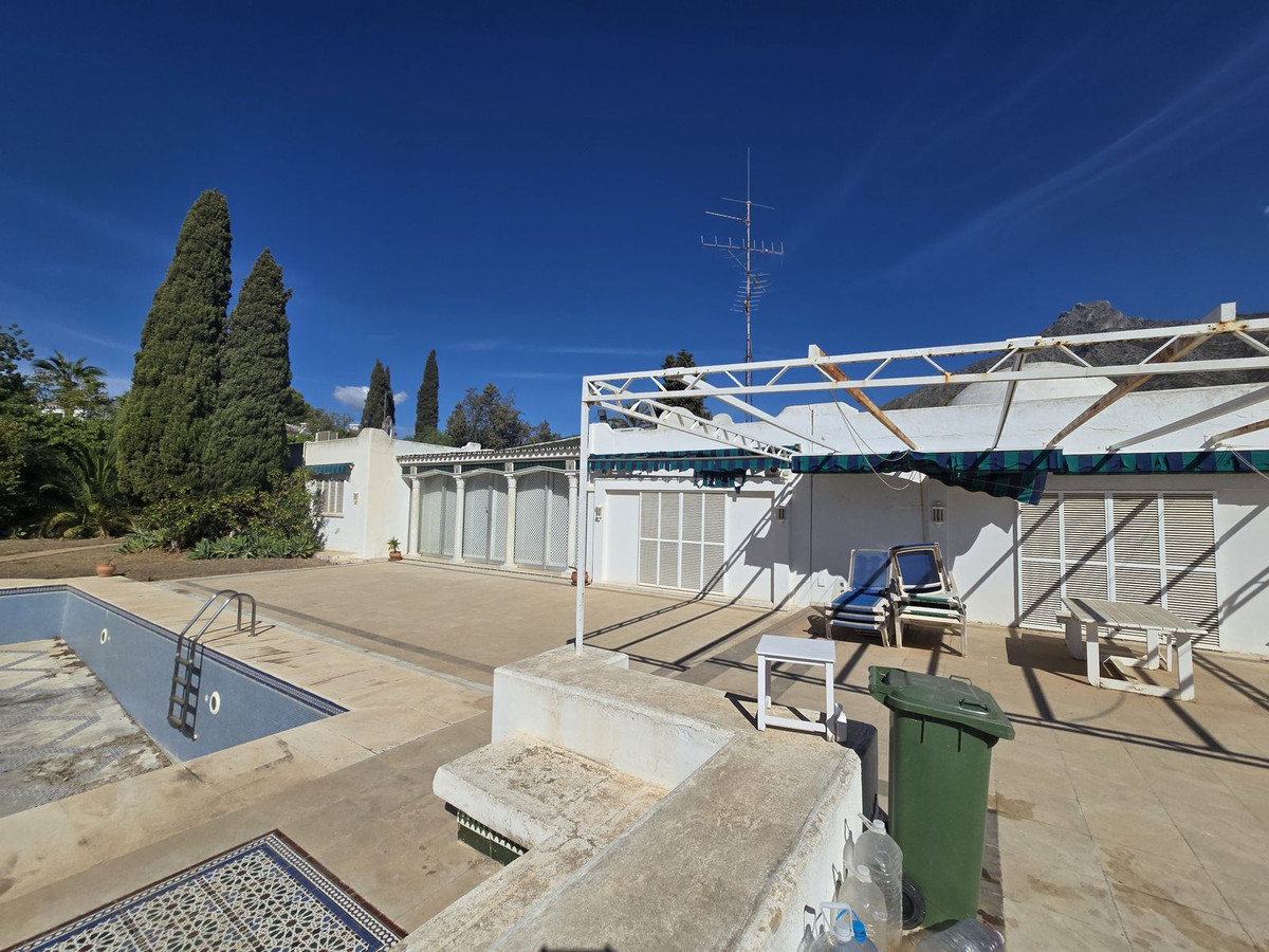 dca0529410ffe7e041705a6e00e0523c - 22