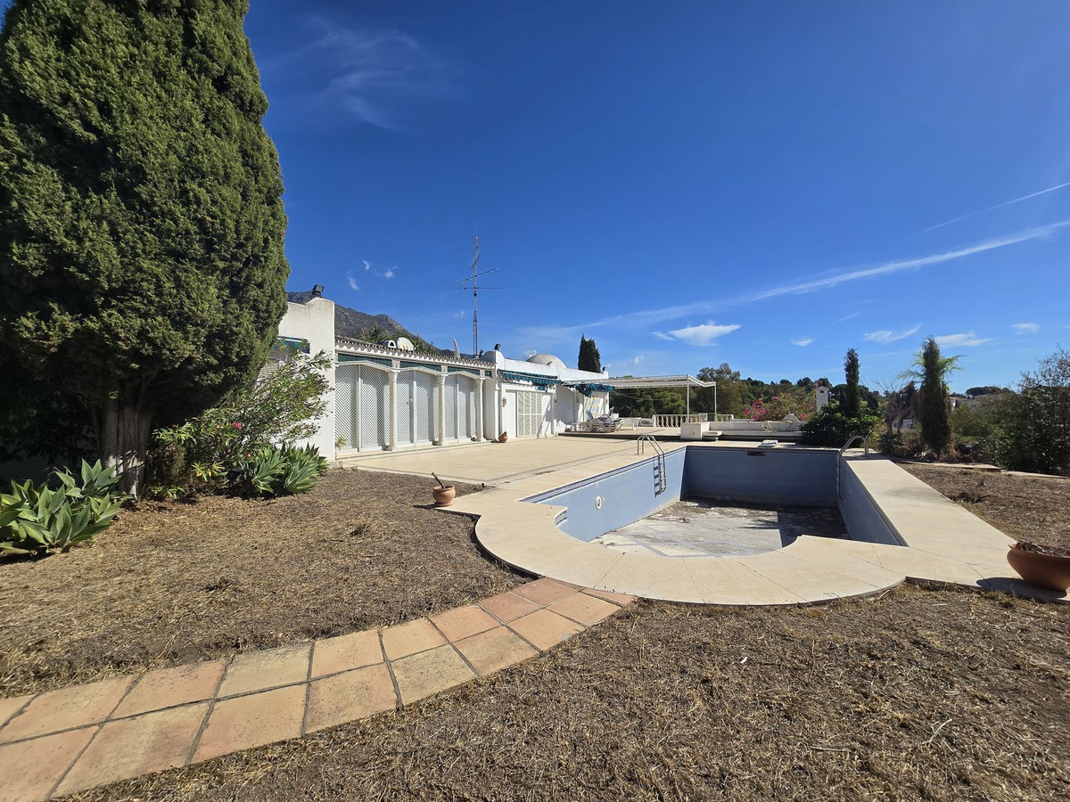 dca0529410ffe7e041705a6e00e0523c - 25