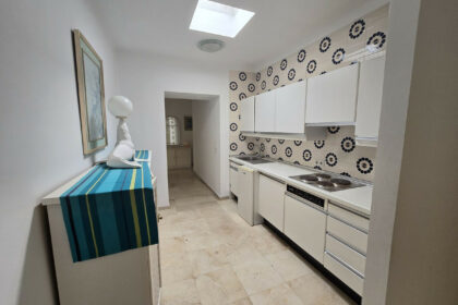 dca0529410ffe7e041705a6e00e0523c - 32