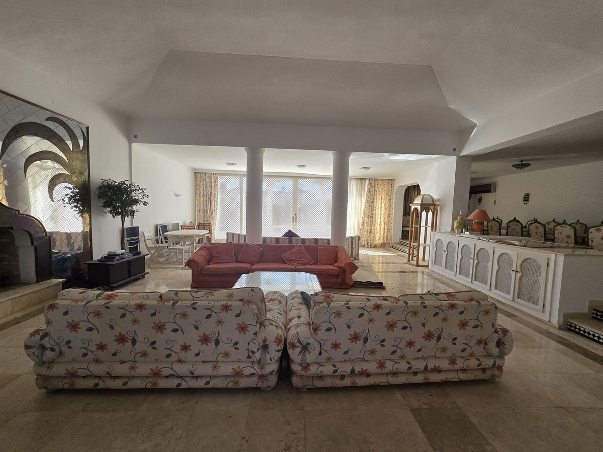 dca0529410ffe7e041705a6e00e0523c - 36