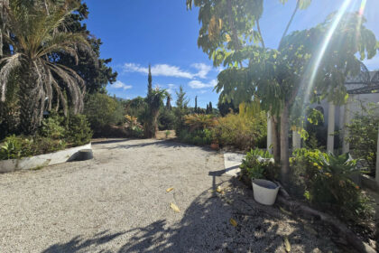 dca0529410ffe7e041705a6e00e0523c - 4