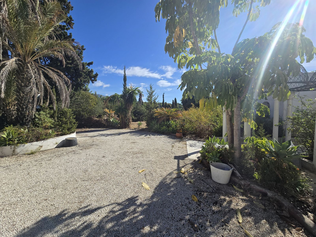 dca0529410ffe7e041705a6e00e0523c - 4