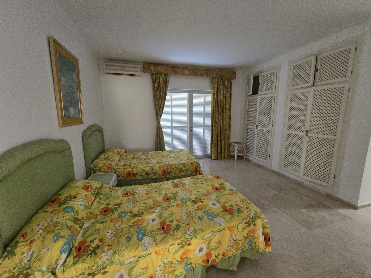 dca0529410ffe7e041705a6e00e0523c - 51