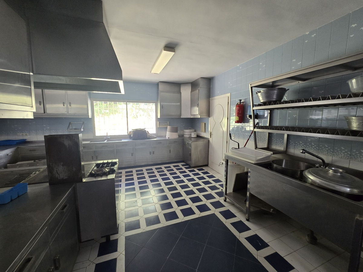 dca0529410ffe7e041705a6e00e0523c - 6