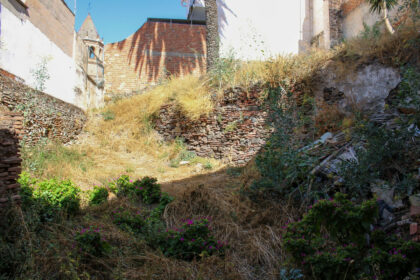 de703125bd130fa7ce892b4e55a8699e - 2