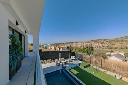 df9ca5935e0ef861e9acc1972bd488d2 - 32