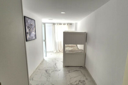 dffe695b992a08ac7c50cbaaccc2b834 - 17