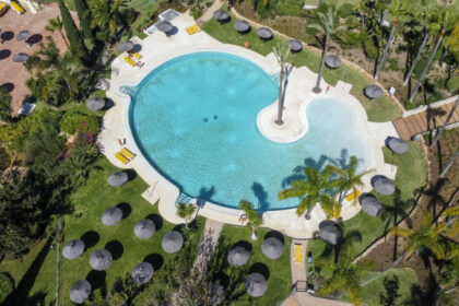 dffe695b992a08ac7c50cbaaccc2b834 - 32