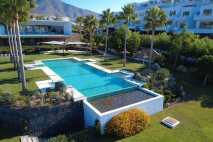 e01ab20e1f6845dd713d8ca3fbbcda32 - 1