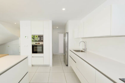 e01ab20e1f6845dd713d8ca3fbbcda32 - 16