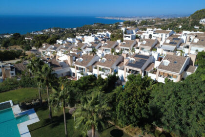 e01ab20e1f6845dd713d8ca3fbbcda32 - 2