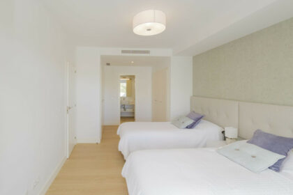 e01ab20e1f6845dd713d8ca3fbbcda32 - 40