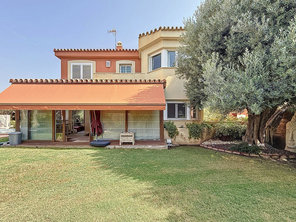 e0d0f56bfd9c1123927a743c028b5959 - 104