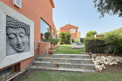 e0d0f56bfd9c1123927a743c028b5959 - 18